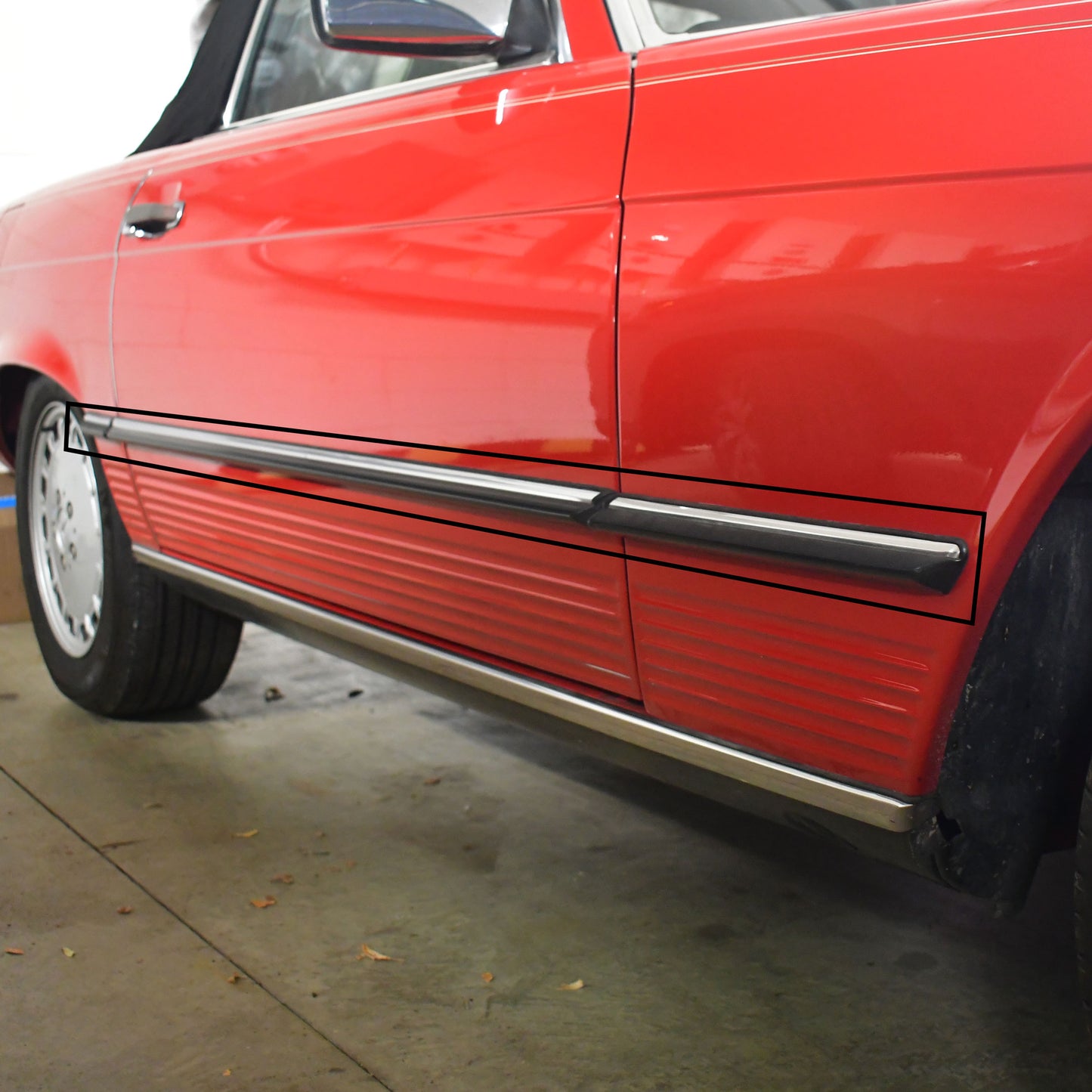 Rubber and Chrome Side Molding Genuine Mercedes