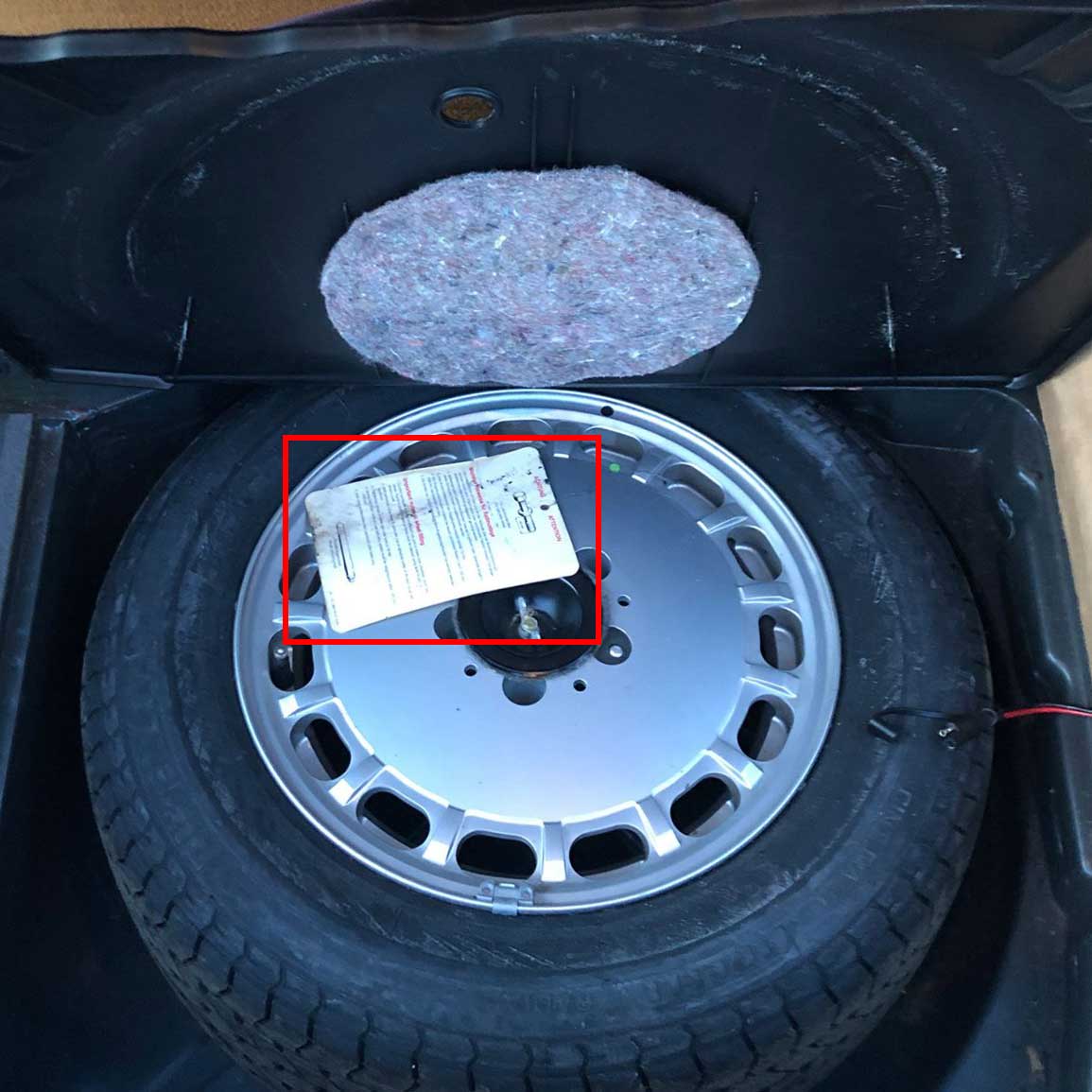 Classic Trim Parts - Wheel Fitting Informational Label Genuine Mercedes - R107 Models - Mercedes-Benz