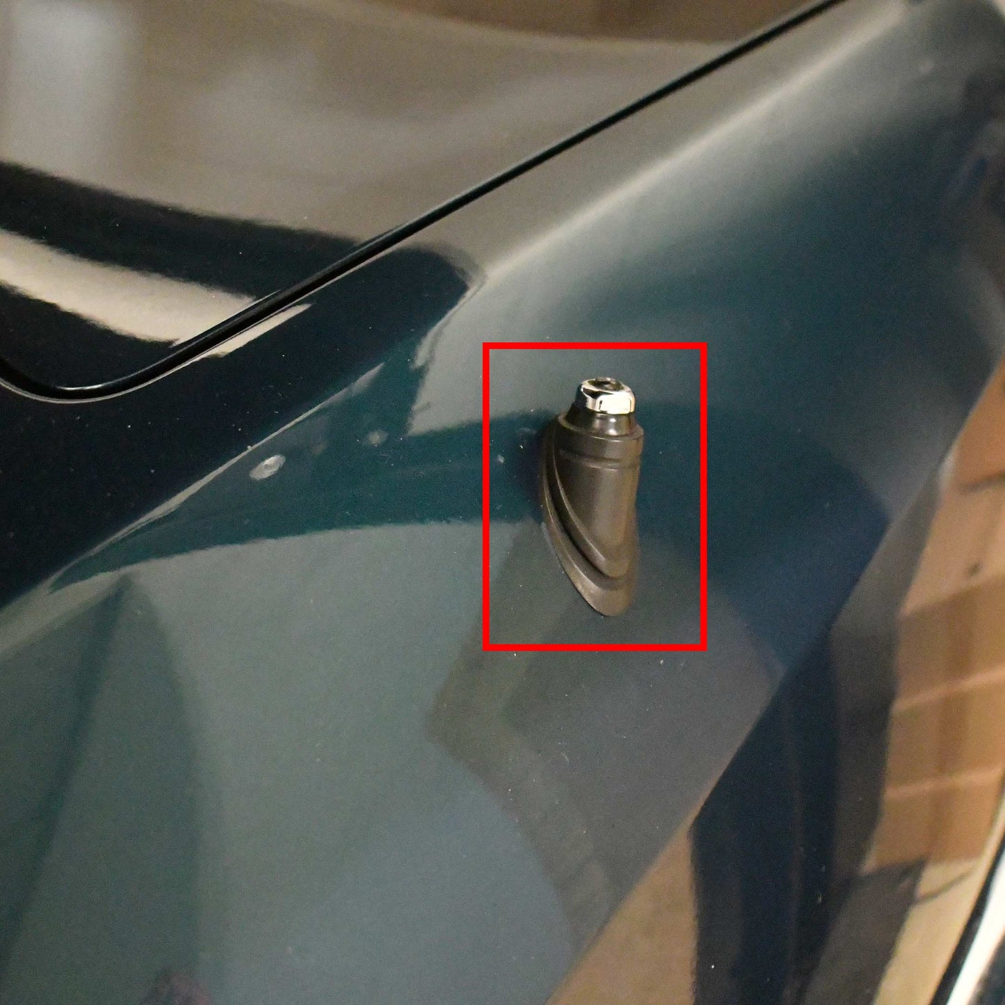 Upper and Lower Antenna Mast Seal Genuine Mercedes- A124 and W124 models