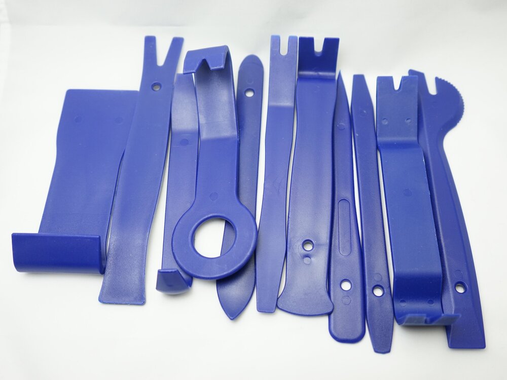 Set of 11 Trim Removal Tools - Classic Trim Parts