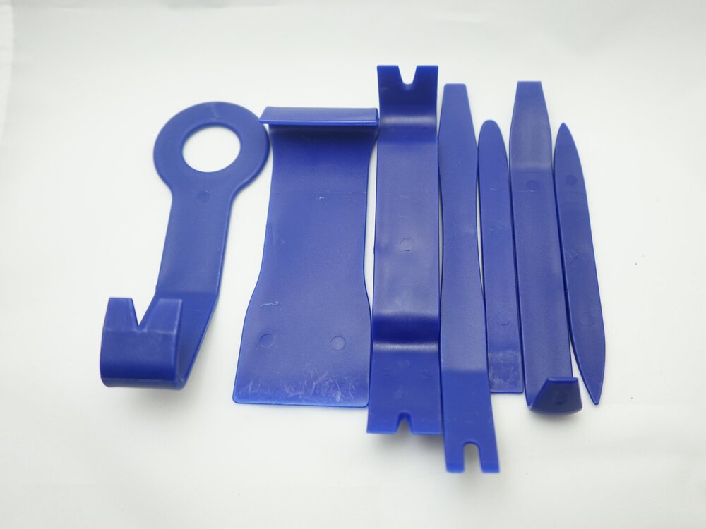 Set of 7 Trim Removal Tools - Classic Trim Parts