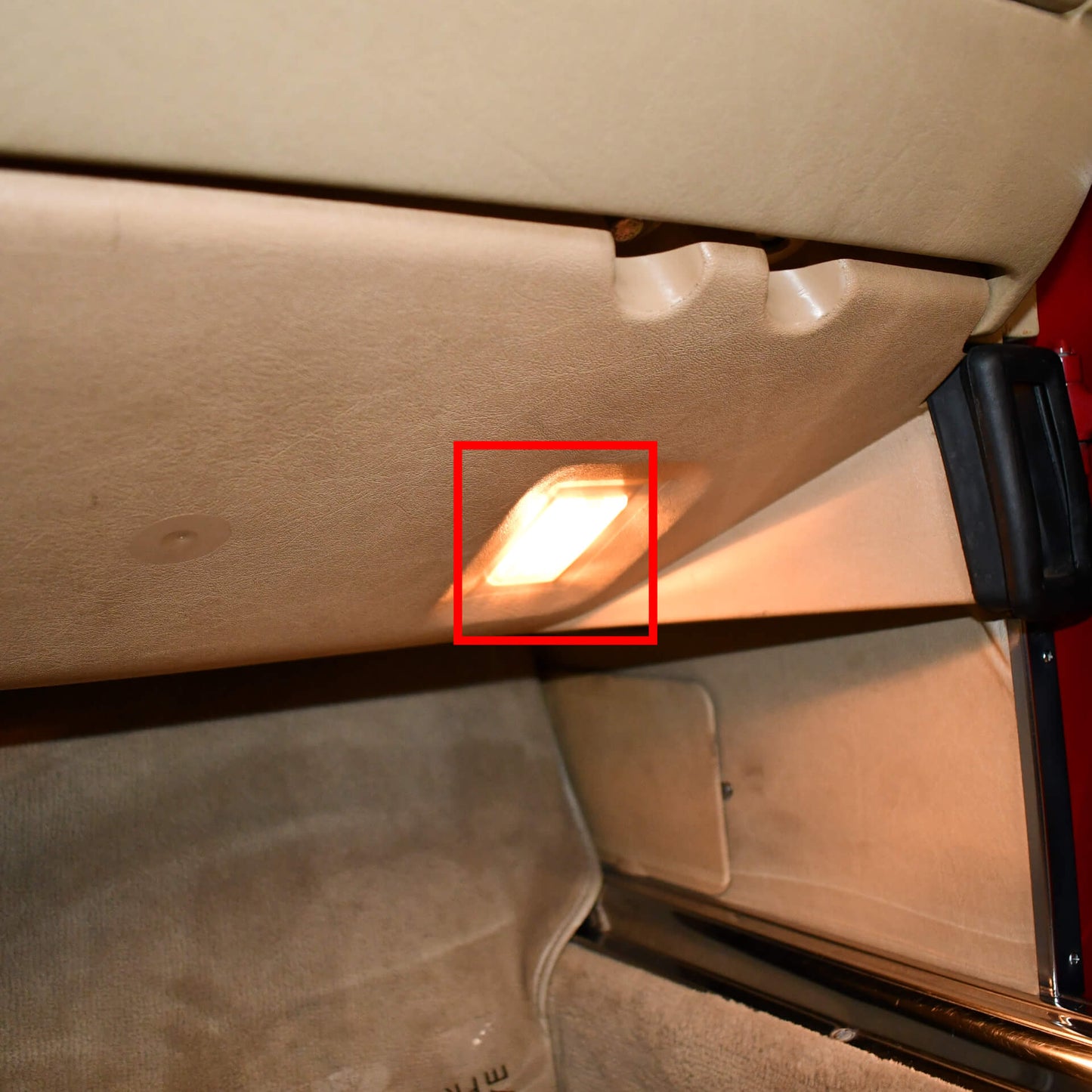 Classic Trim Parts - Courtesy Lamp Lens Genuine Mercedes - R107, C107, W116, and W126 Models - Mercedes-Benz