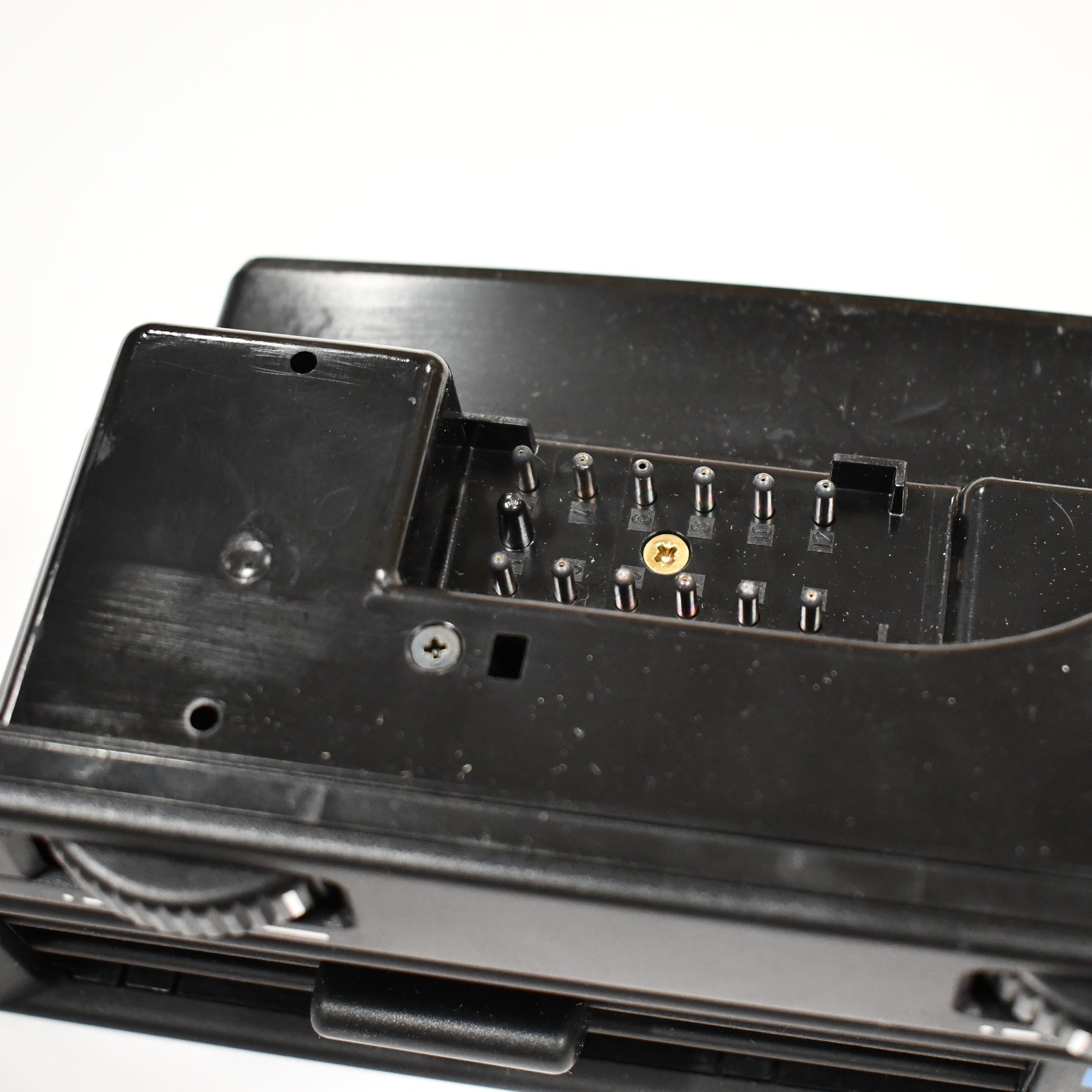 Classic Trim Parts - HVAC Center Duct Genuine Mercedes - R129 Models - Mercedes-Benz