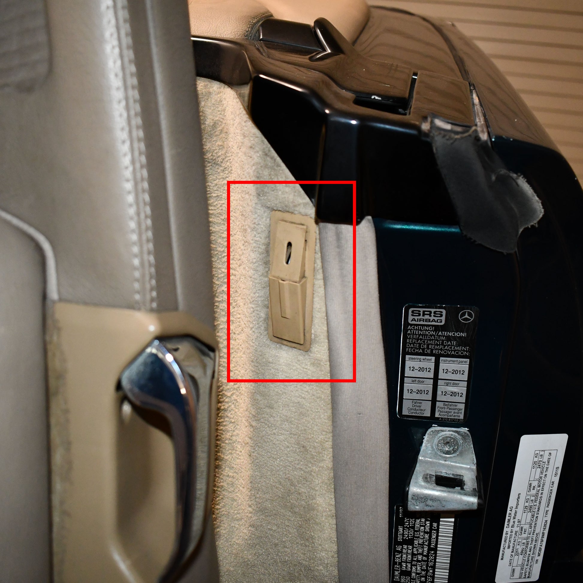 Plastic Receptacle for Rear Window Heating Element - Genuine Mercedes - R129 SL - Classic Trim Parts