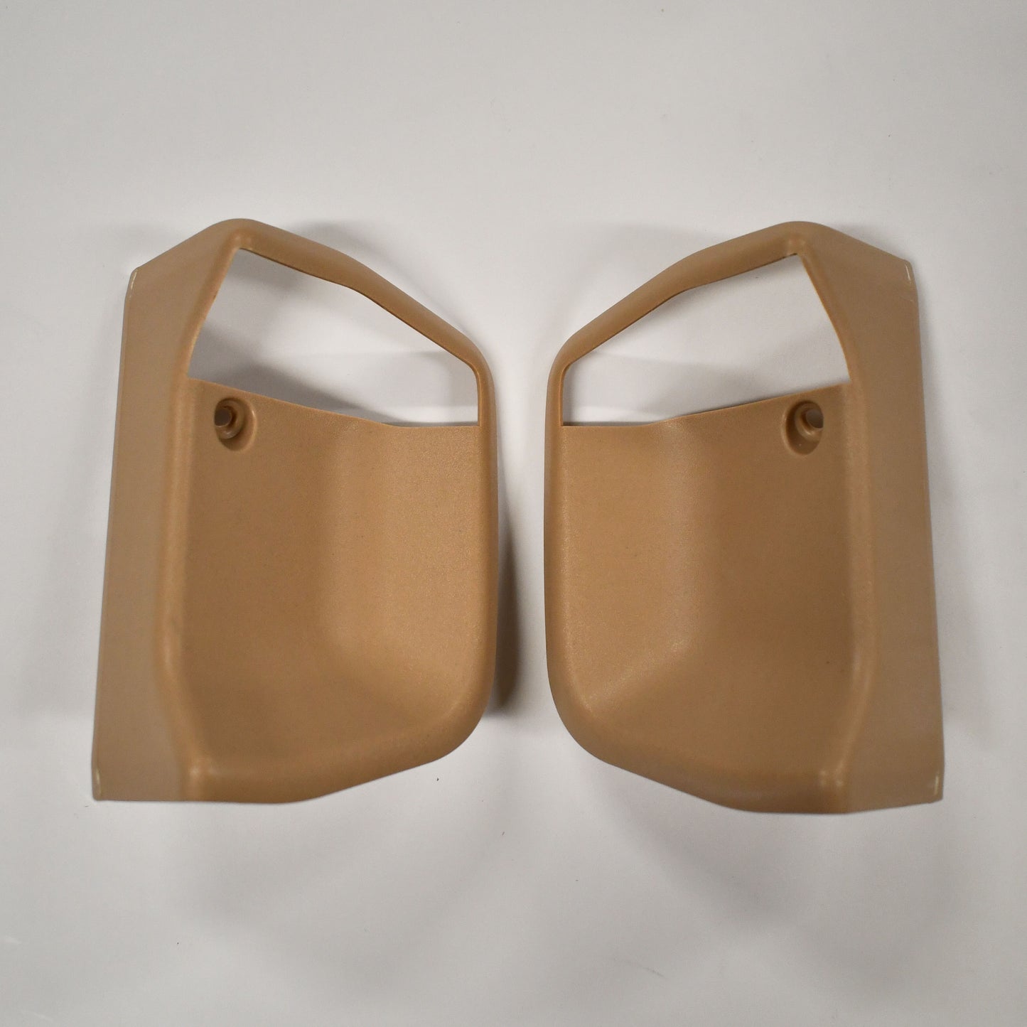 Classic Trim Parts - Mercedes R129 - Seat Release Handle Trim - Java