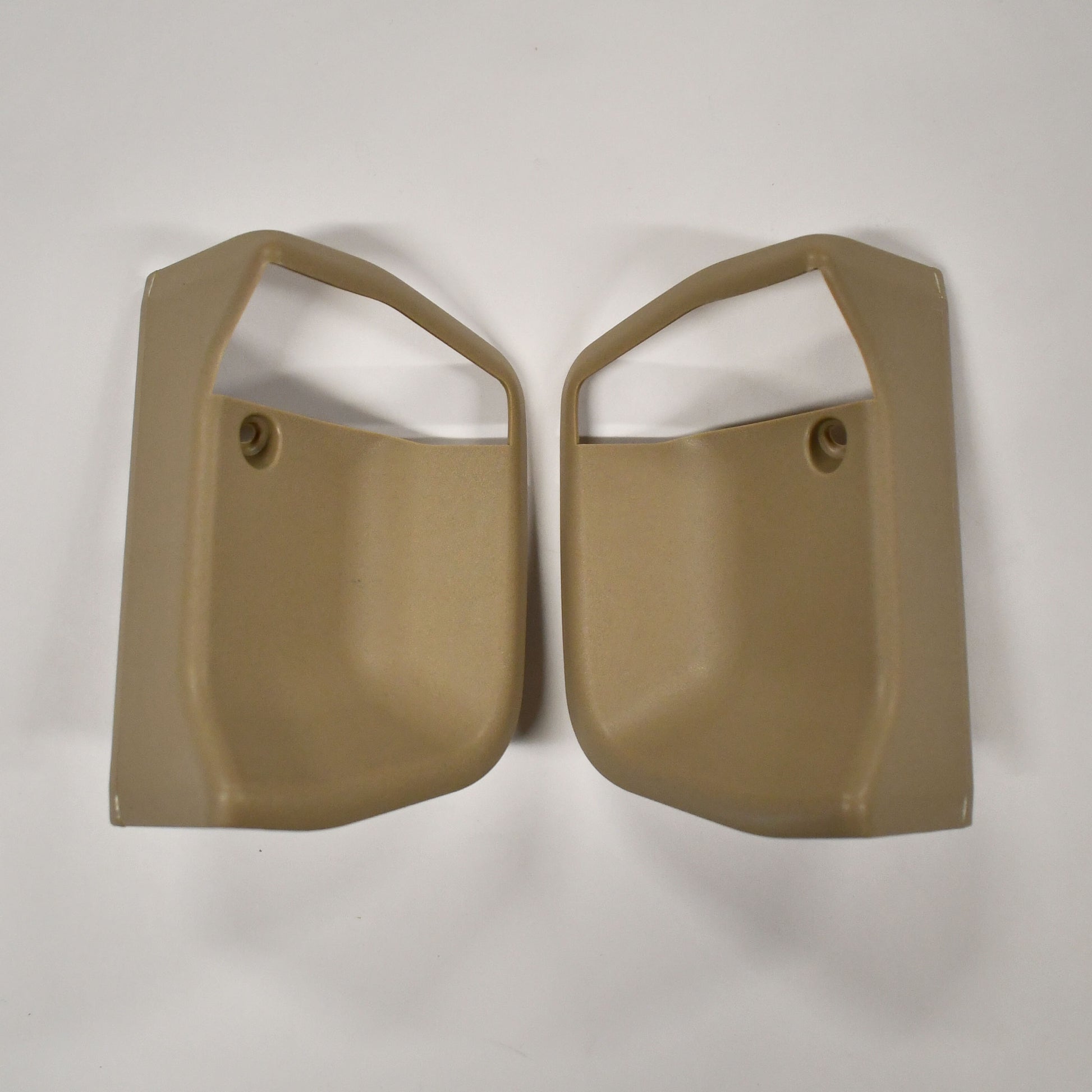 Classic Trim Parts - Mercedes R129 - Seat Release Handle Trim - Mushroom