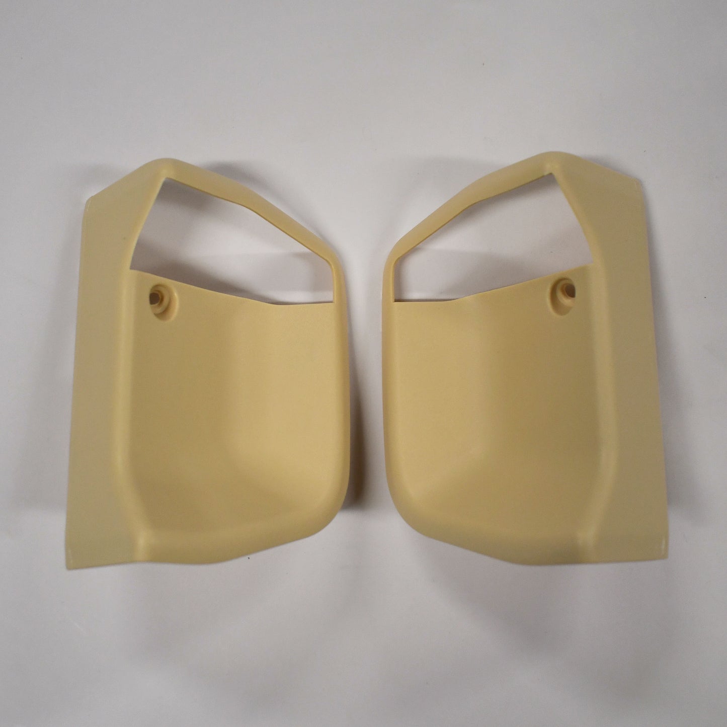 Classic Trim Parts - Mercedes R129 - Seat Release Handle Trim - Shell
