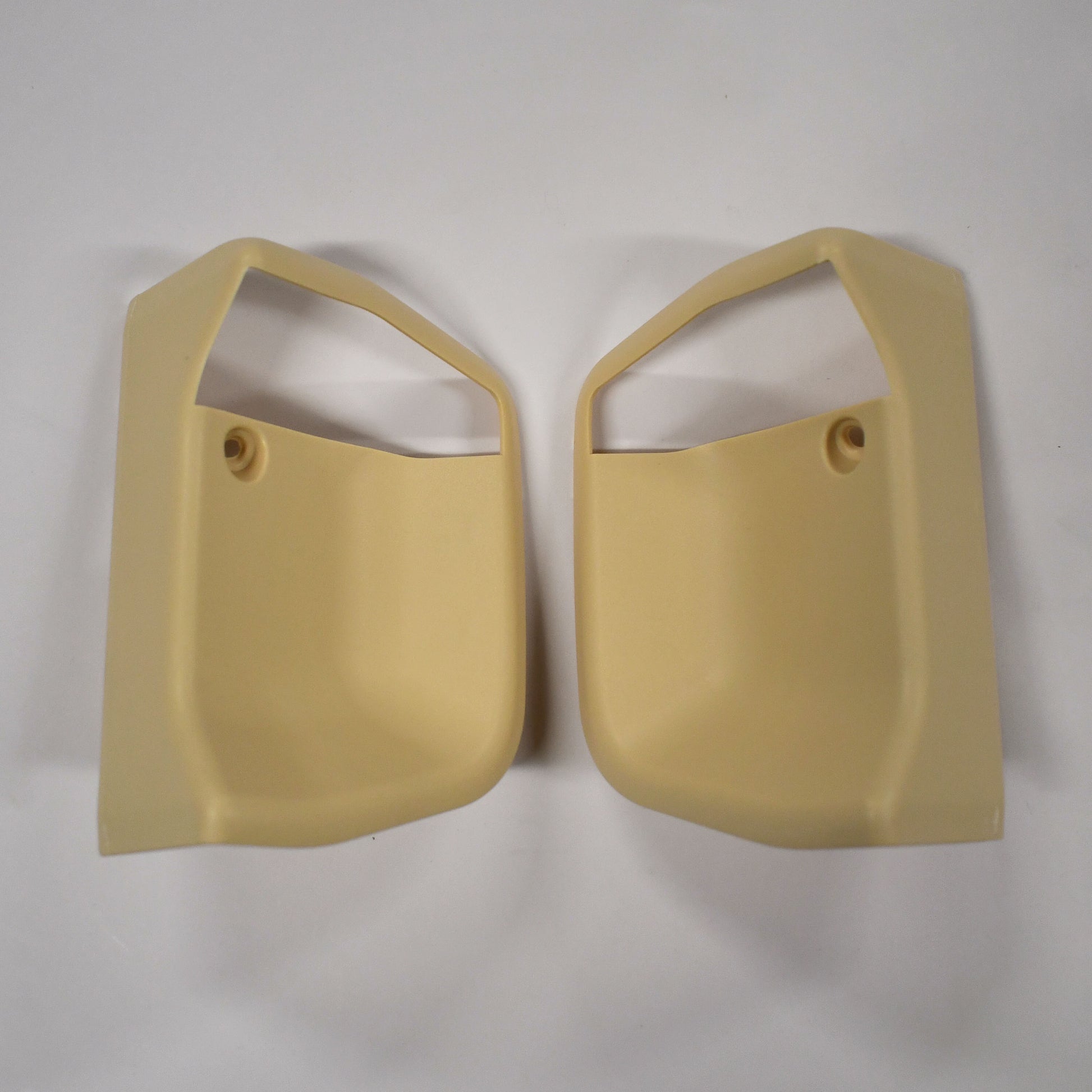Classic Trim Parts - Mercedes R129 - Seat Release Handle Trim - Shell