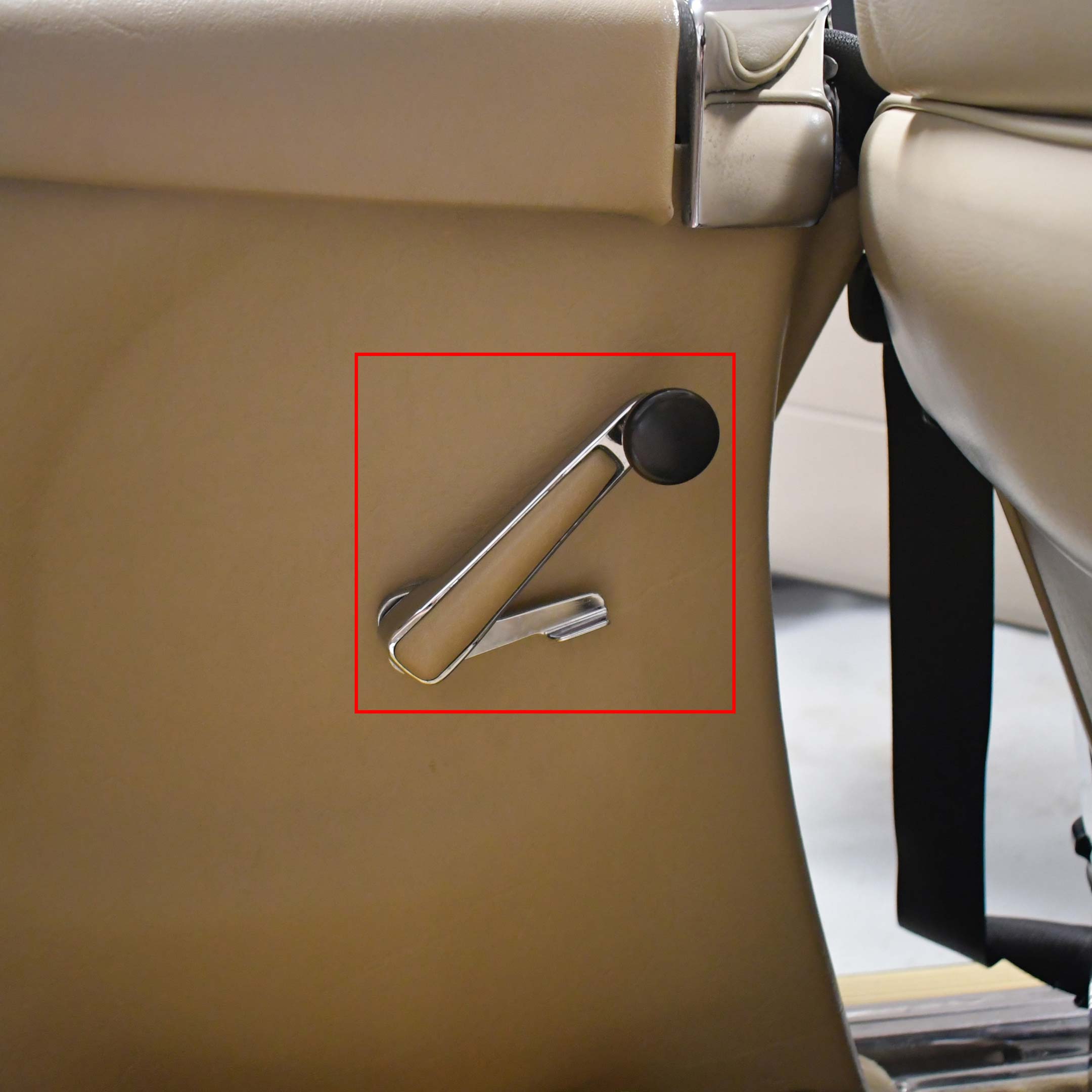 Folding Top Release Handle Assembly Mercedes R107 SL Classic Trim Parts folding-top-release-handle-assembly-mercedes-r107-sl-classic-trim-parts